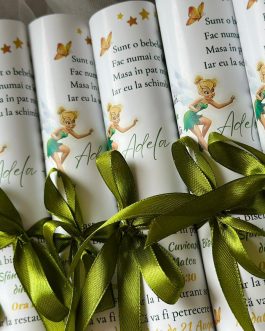 Invitație de botez rulată cu panglică din satin verde